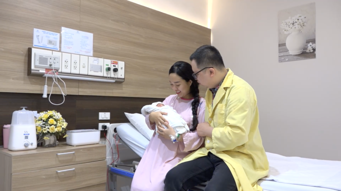 Fatzbaby và bệnh viện Phương Đông đồng hành chăm sóc mẹ và bé