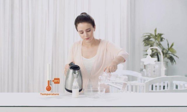 Các phương pháp hâm sữa cho bé mà mẹ cần phải biết khi lần đầu làm mẹ